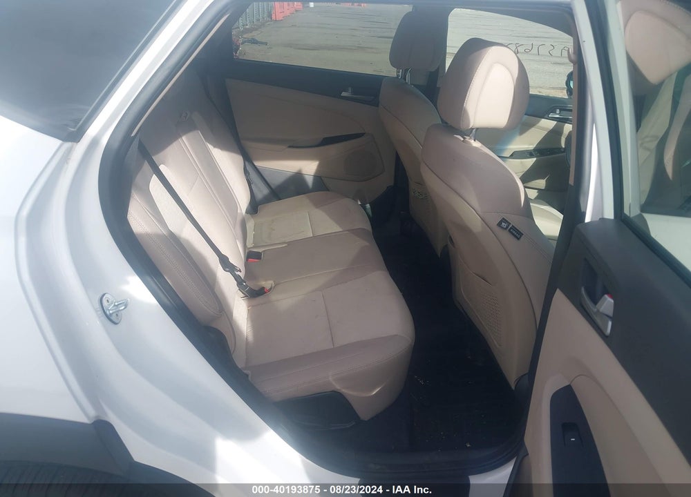 2017 HYUNDAI TUCSON SPORT VIN: KM8J3CA2XHU412603