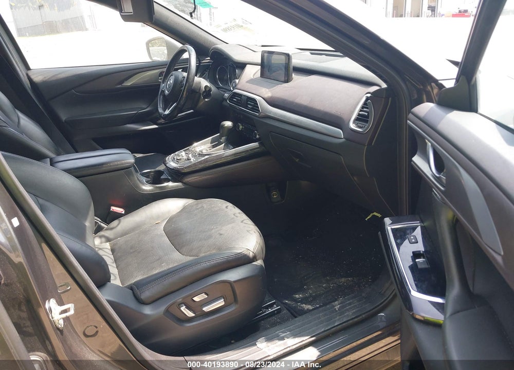 2018 MAZDA CX-9 GRAND TOURING VIN: JM3TCBDY3J0213033