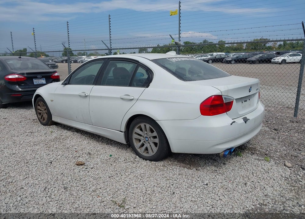 2007 BMW 328I VIN: WBAVA33567KX77855
