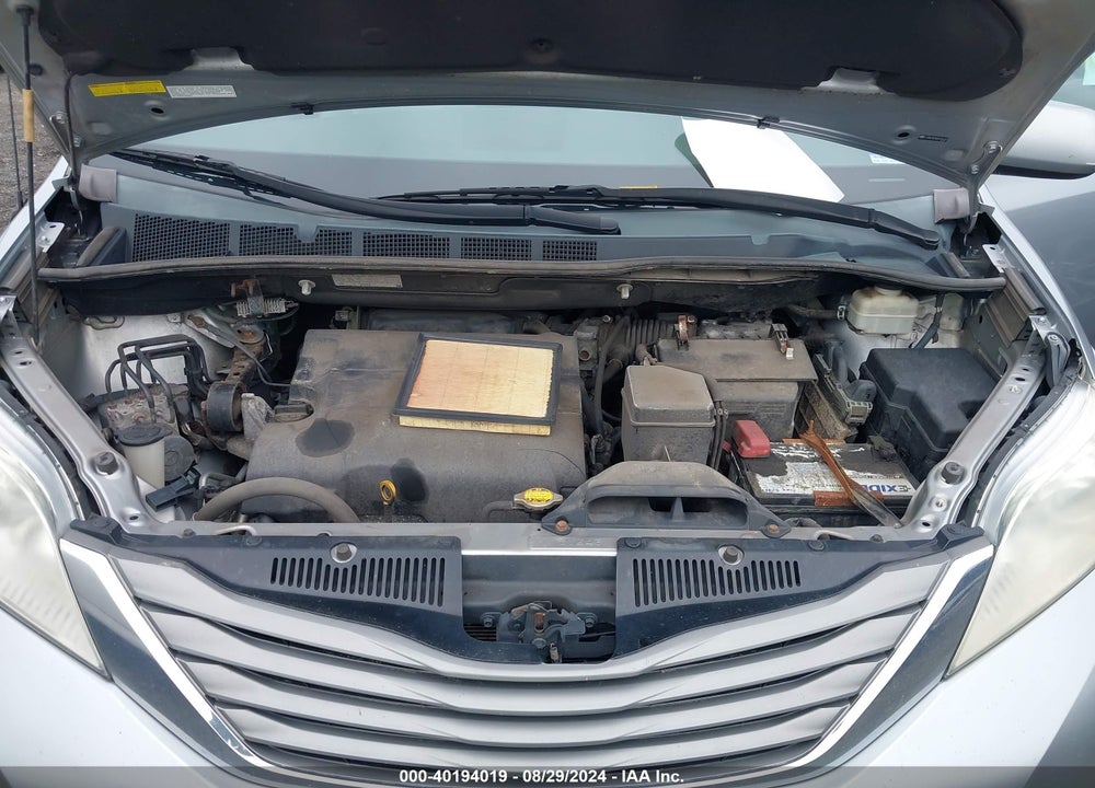 2011 TOYOTA SIENNA XLE VIN: 5TDDK3DC6BS028497