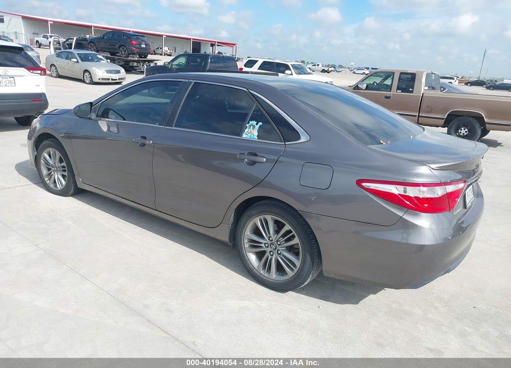 2016 TOYOTA CAMRY SE VIN: 4T1BF1FK4GU227549