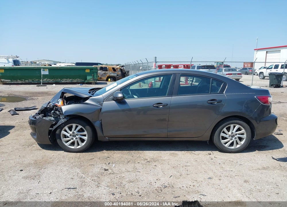 2013 MAZDA MAZDA3 VIN: JM1BL1V7XD1719185