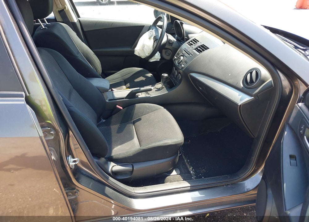 2013 MAZDA MAZDA3 VIN: JM1BL1V7XD1719185