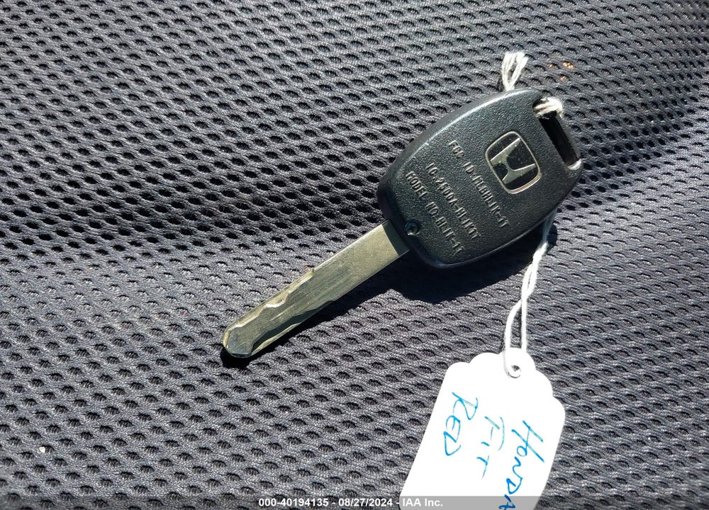 2007 HONDA FIT SPORT VIN: JHMGE8453CC016693