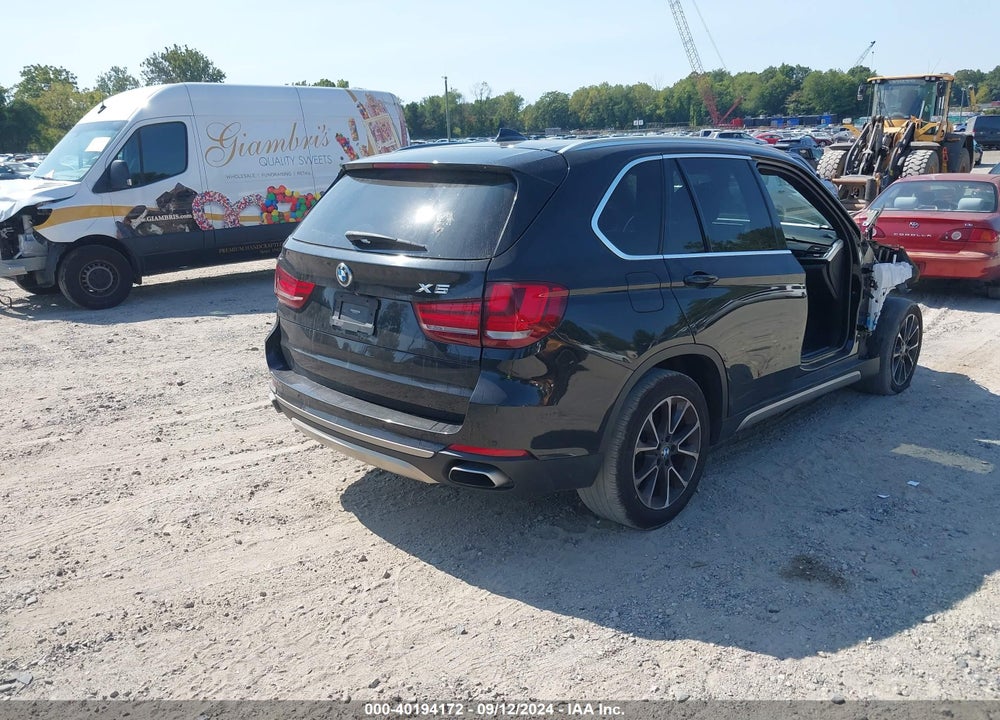 2018 BMW X5 XDRIVE35I VIN: 5UXKR0C50JL077228