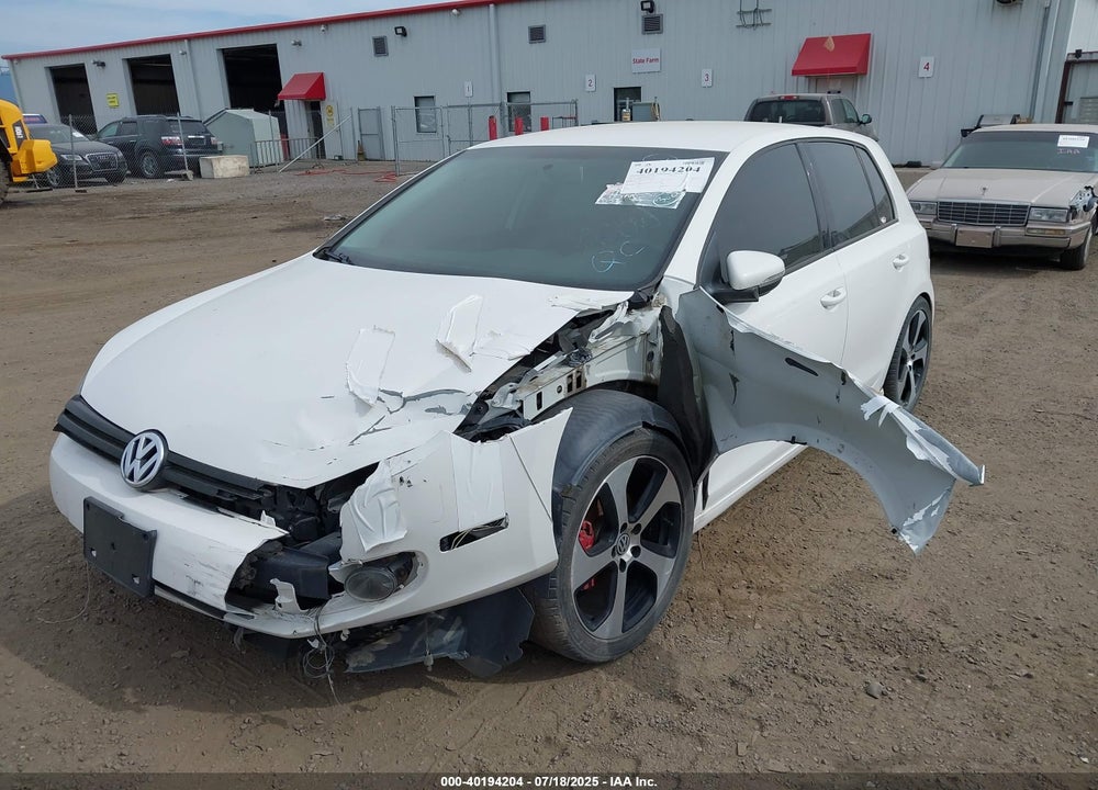 2013 VOLKSWAGEN GOLF VIN: WVWDM7AJXDW135902
