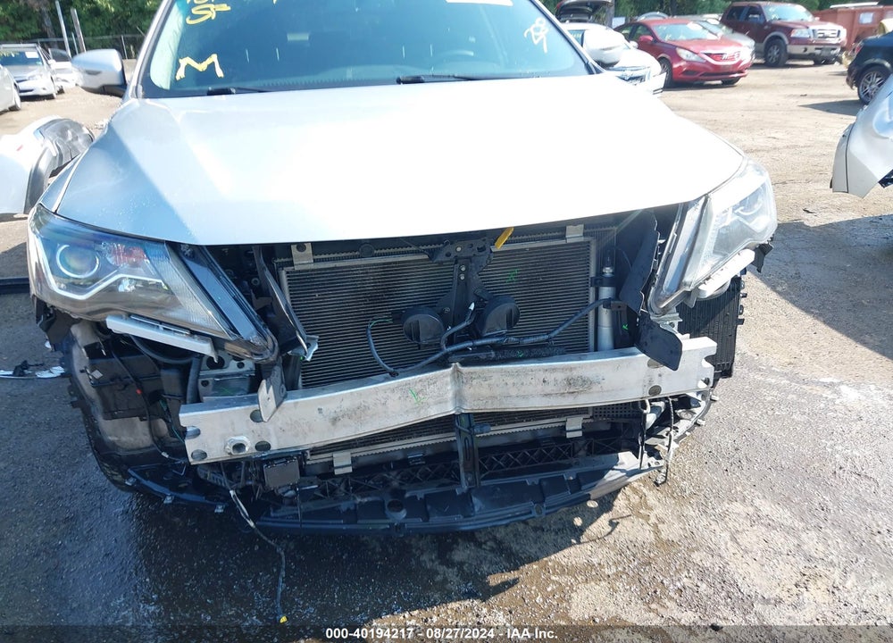 2018 NISSAN PATHFINDER SV VIN: 5N1DR2MM8JC662095