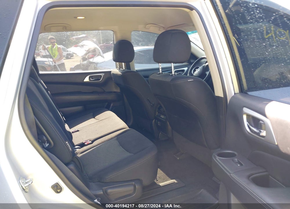 2018 NISSAN PATHFINDER SV VIN: 5N1DR2MM8JC662095