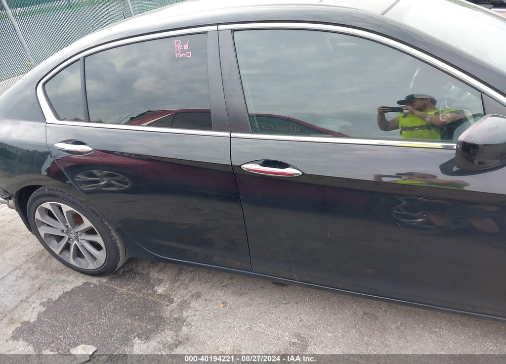 2015 HONDA ACCORD SPORT VIN: 1HGCR2F54FA020208