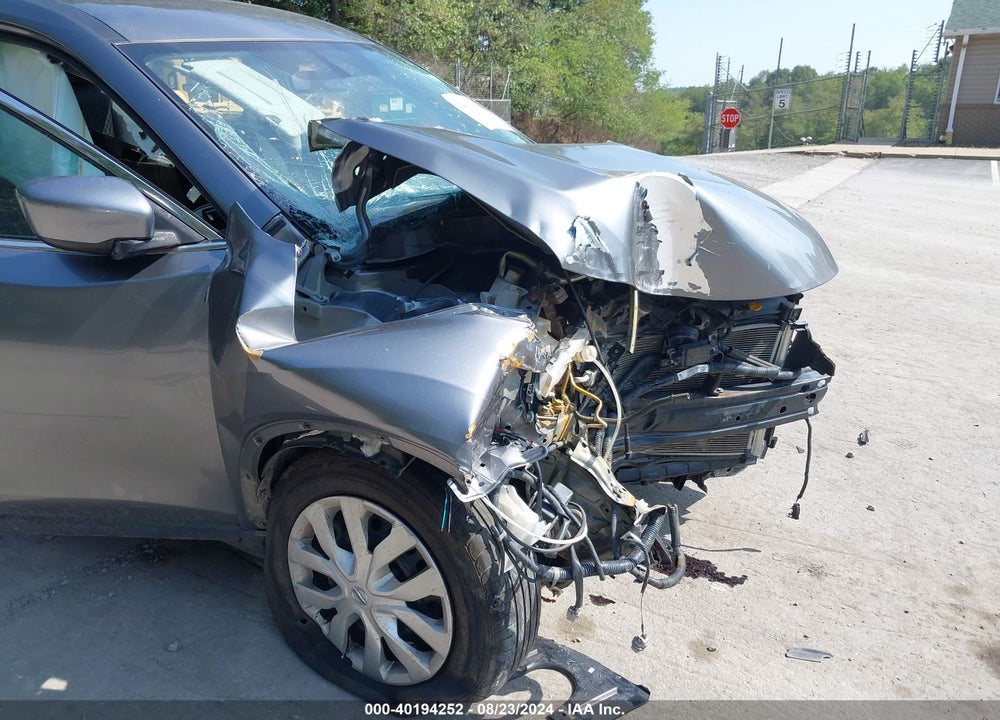 2017 NISSAN ROGUE S VIN: KNMAT2MV4HP575699
