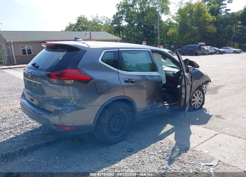 2017 NISSAN ROGUE S VIN: KNMAT2MV4HP575699