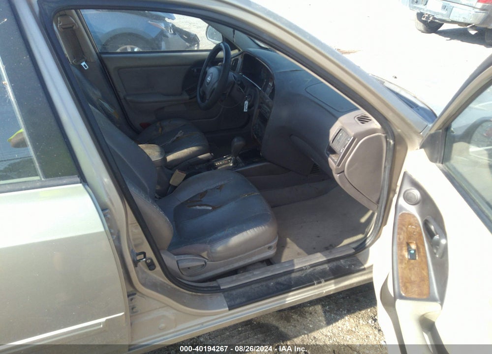 2006 HYUNDAI ELANTRA GLS/LIMITED VIN: KMHDN46D26U324231
