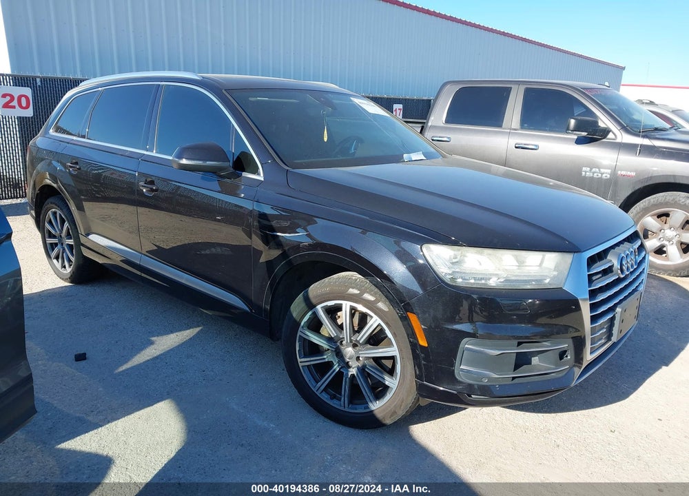 2017 AUDI Q7 3.0T PREMIUM VIN: WA1LAAF77HD016764