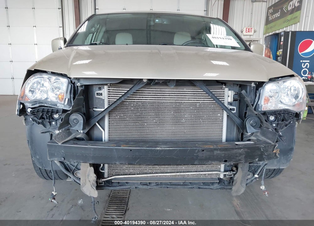 2011 CHRYSLER TOWN & COUNTRY VIN: 2A4RR5DGXBR720149
