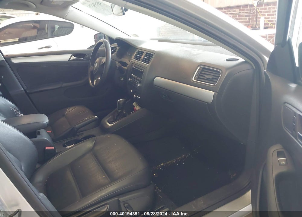 2013 VOLKSWAGEN JETTA 2.5L SE VIN: 3VWDX7AJ6DM257600
