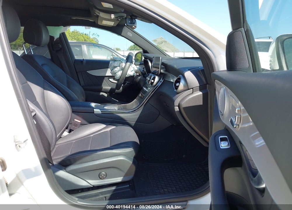 2020 MERCEDES-BENZ GLC 300 VIN: W1N0G8DB5LF863845