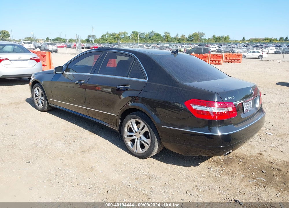 2011 MERCEDES-BENZ E 350 4MATIC VIN: WDDHF8HB8BA383372