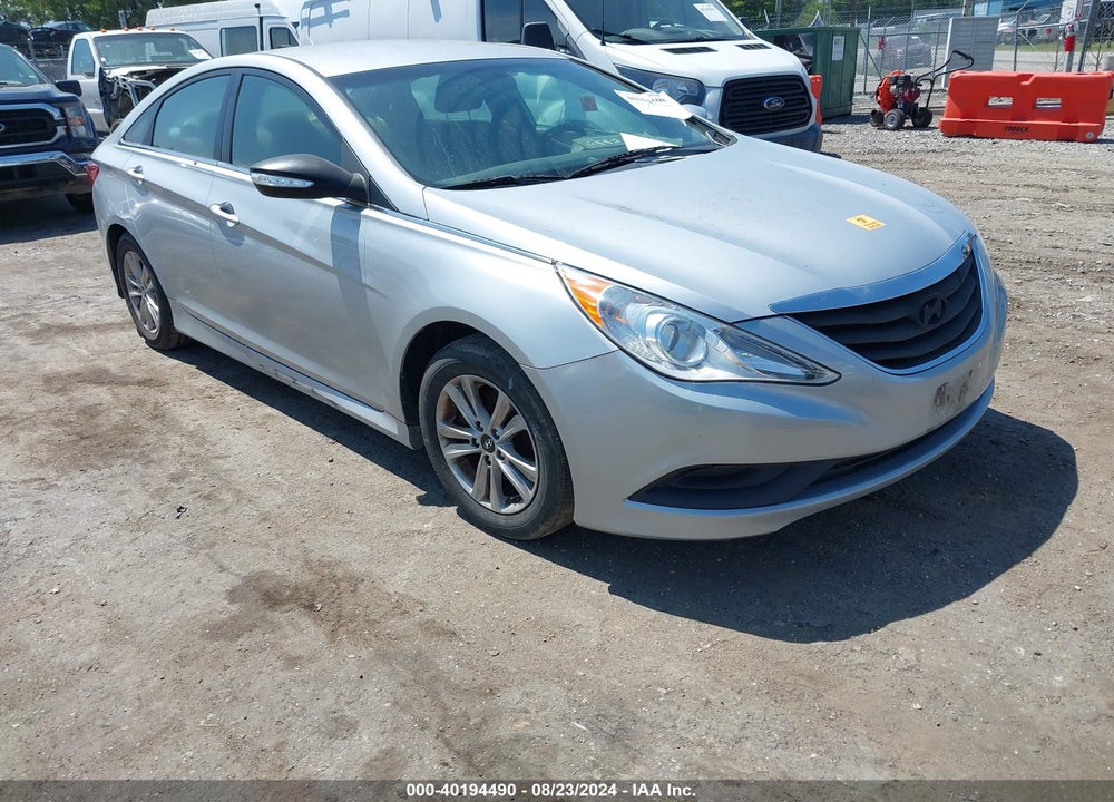 2014 HYUNDAI SONATA GLS VIN: 5NPEB4AC1EH936736