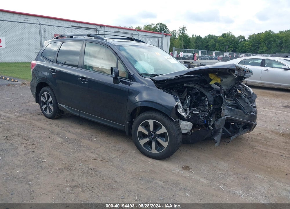 2018 SUBARU FORESTER 2.5I PREMIUM VIN: JF2SJAGC6JH583660
