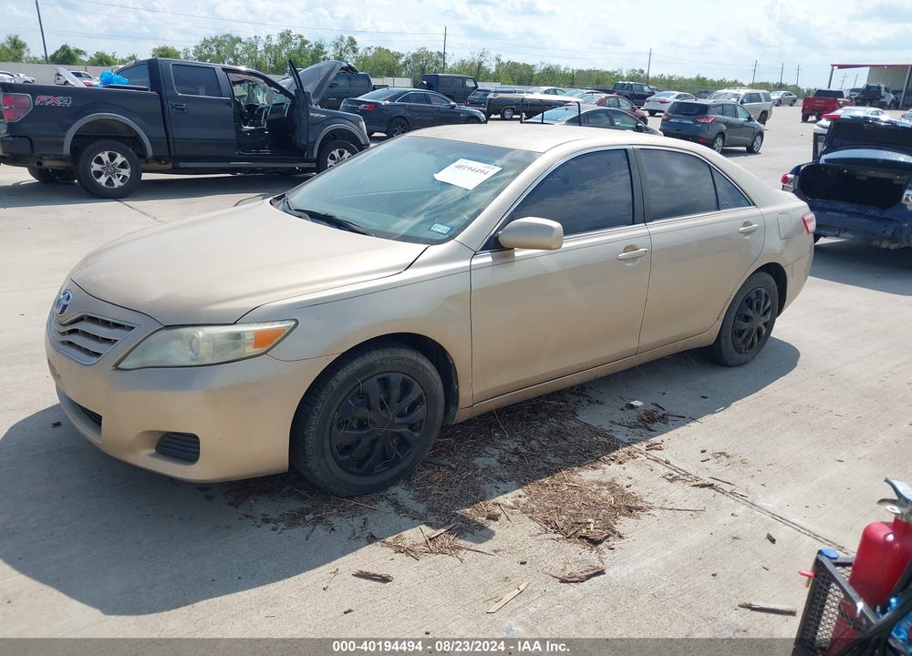 2011 TOYOTA CAMRY LE VIN: 4T1BF3EK8BU607953