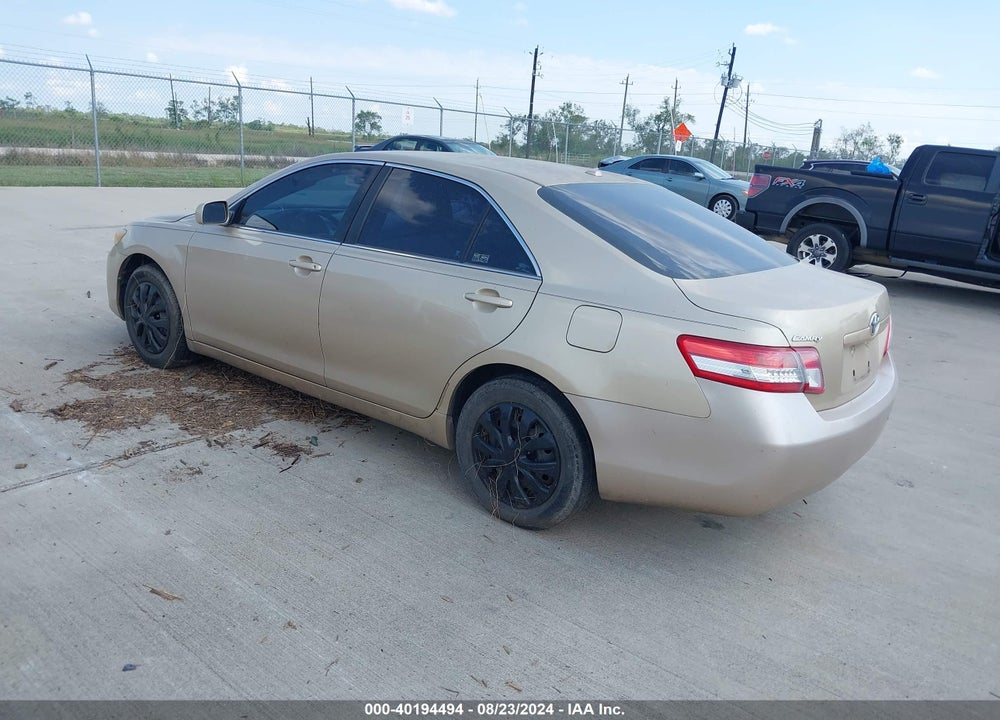 2011 TOYOTA CAMRY LE VIN: 4T1BF3EK8BU607953