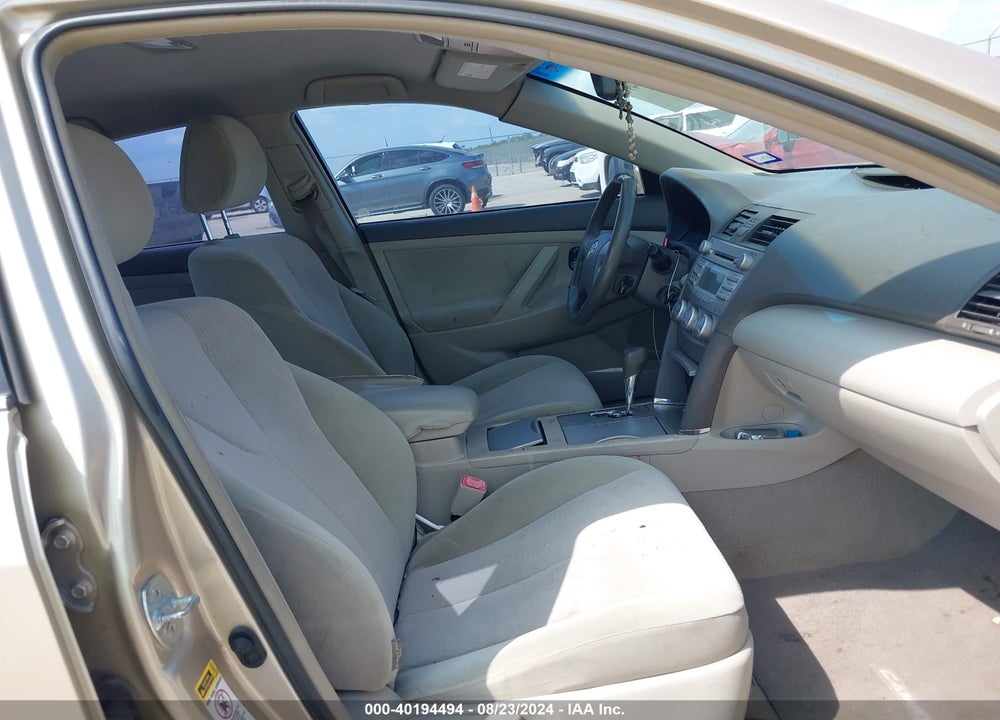 2011 TOYOTA CAMRY LE VIN: 4T1BF3EK8BU607953