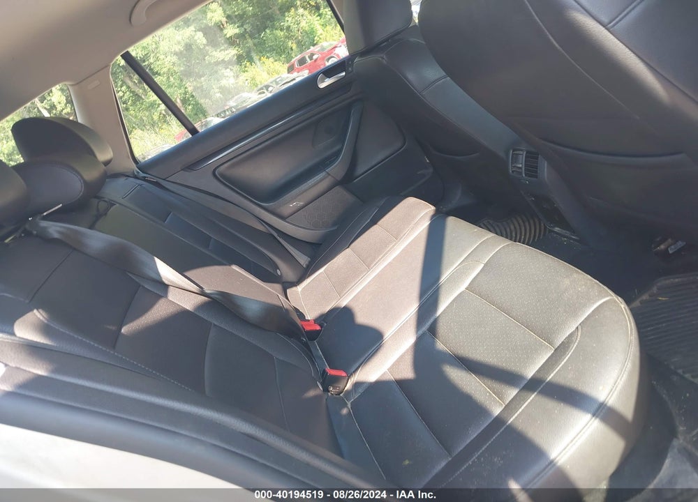 2012 VOLKSWAGEN JETTA SPORTWAGEN 2.0L TDI VIN: 3VWPL7AJ4CM703315
