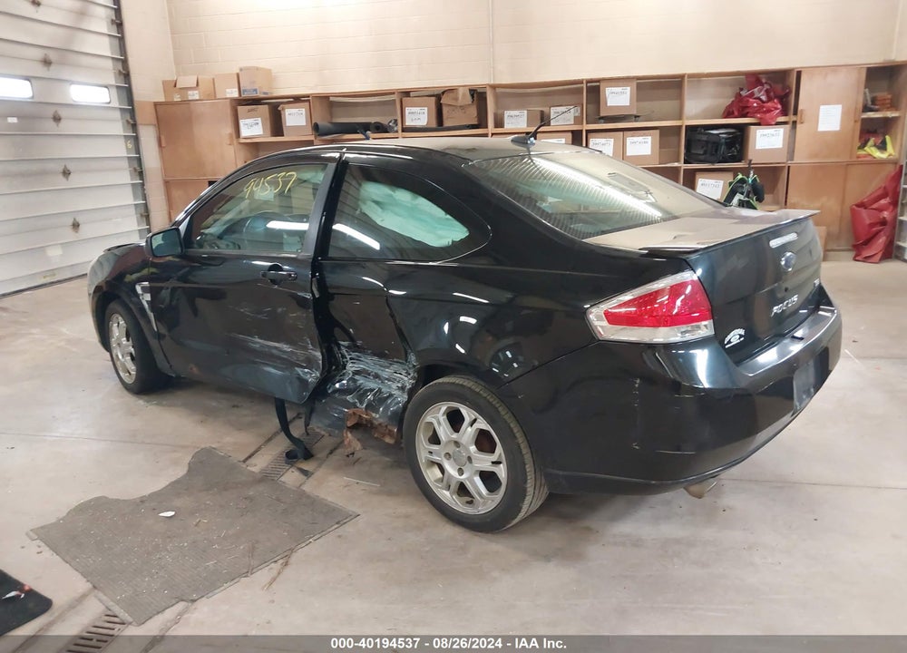 2008 FORD FOCUS VIN: 1FAHP33N48W175454