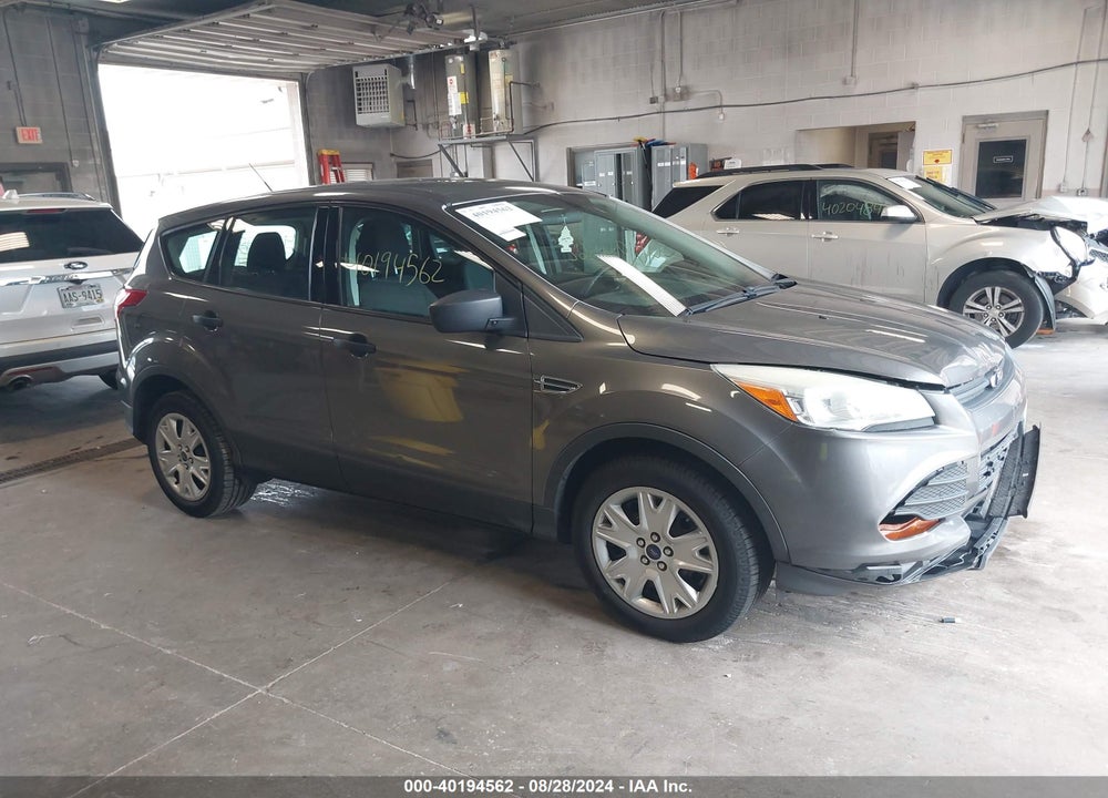 2013 FORD ESCAPE S VIN: 1FMCU0F7XDUB69118
