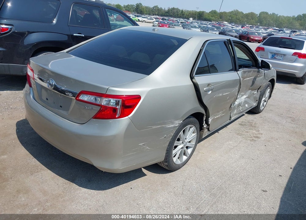 2014 TOYOTA CAMRY XLE VIN: 4T4BF1FK5ER389080
