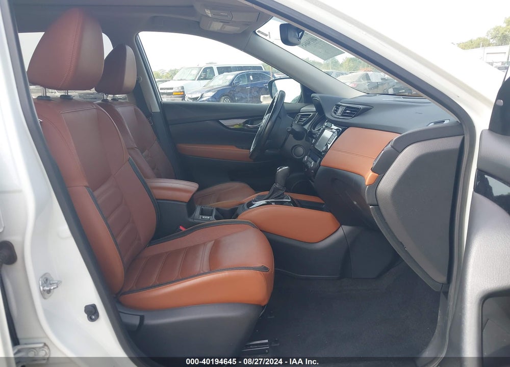 2017 NISSAN ROGUE SL VIN: JN8AT2MV4HW260041