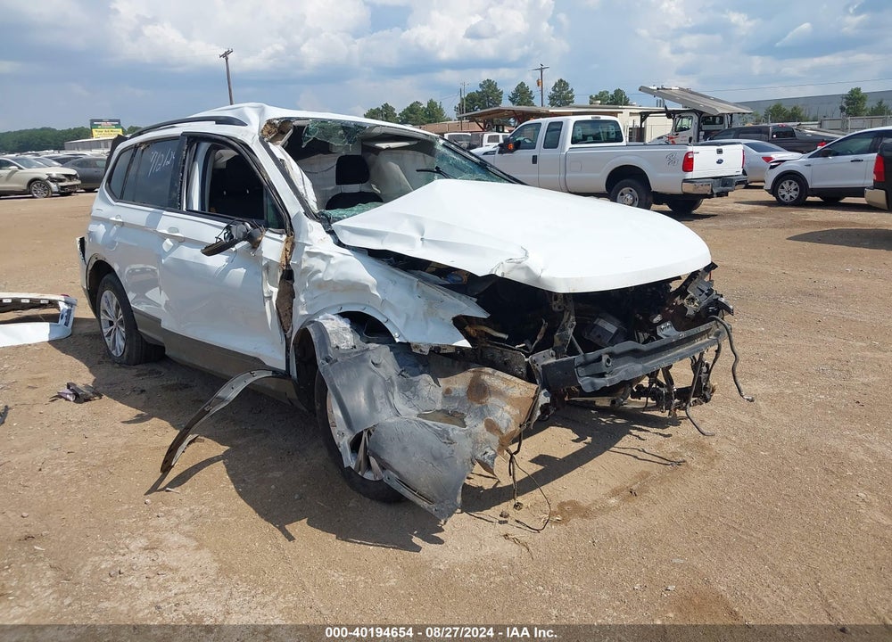 2018 VOLKSWAGEN TIGUAN 2.0T S VIN: 3VV0B7AXXJM009349