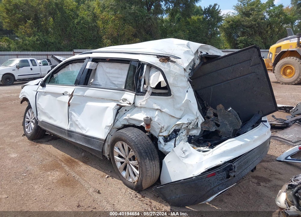 2018 VOLKSWAGEN TIGUAN 2.0T S VIN: 3VV0B7AXXJM009349