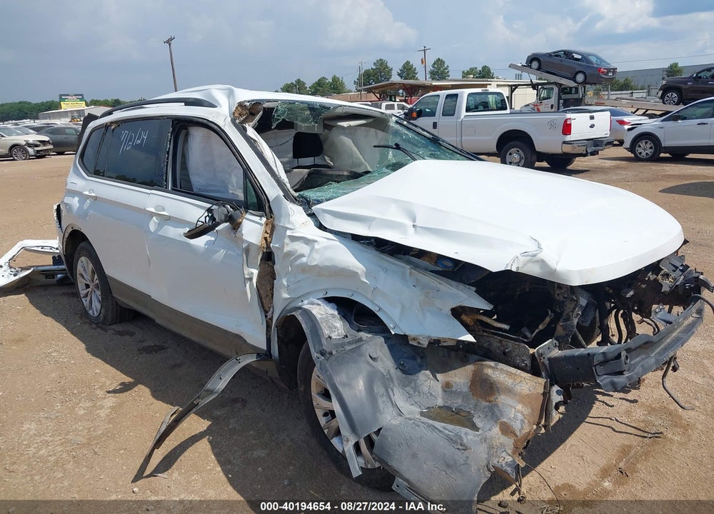 2018 VOLKSWAGEN TIGUAN 2.0T S VIN: 3VV0B7AXXJM009349