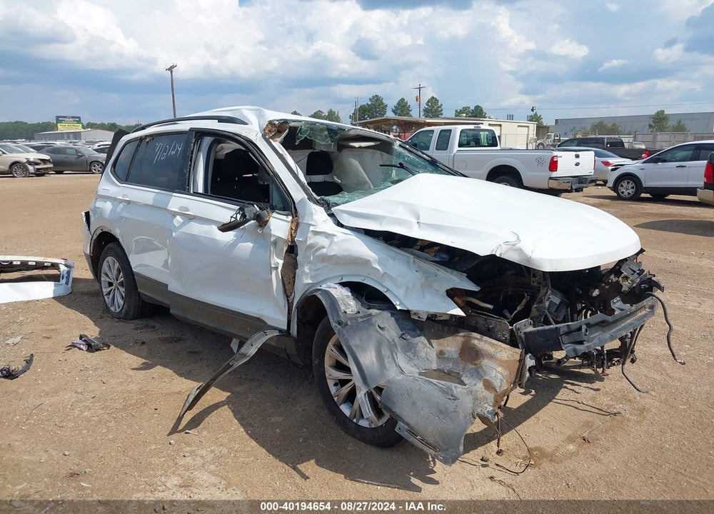 2018 VOLKSWAGEN TIGUAN 2.0T S VIN: 3VV0B7AXXJM009349