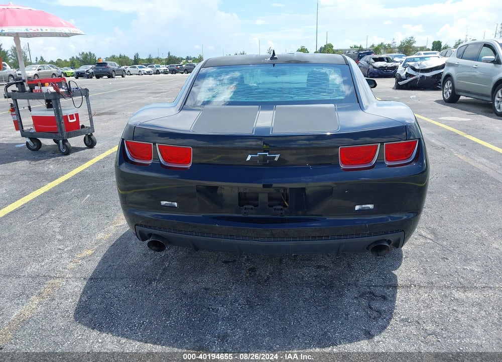 2010 CHEVROLET CAMARO 1LS VIN: 2G1FE1EV0A9117700