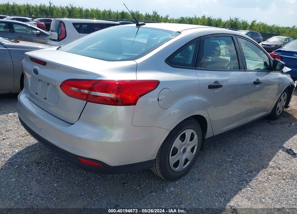2016 FORD FOCUS S VIN: 1FADP3E28GL385153