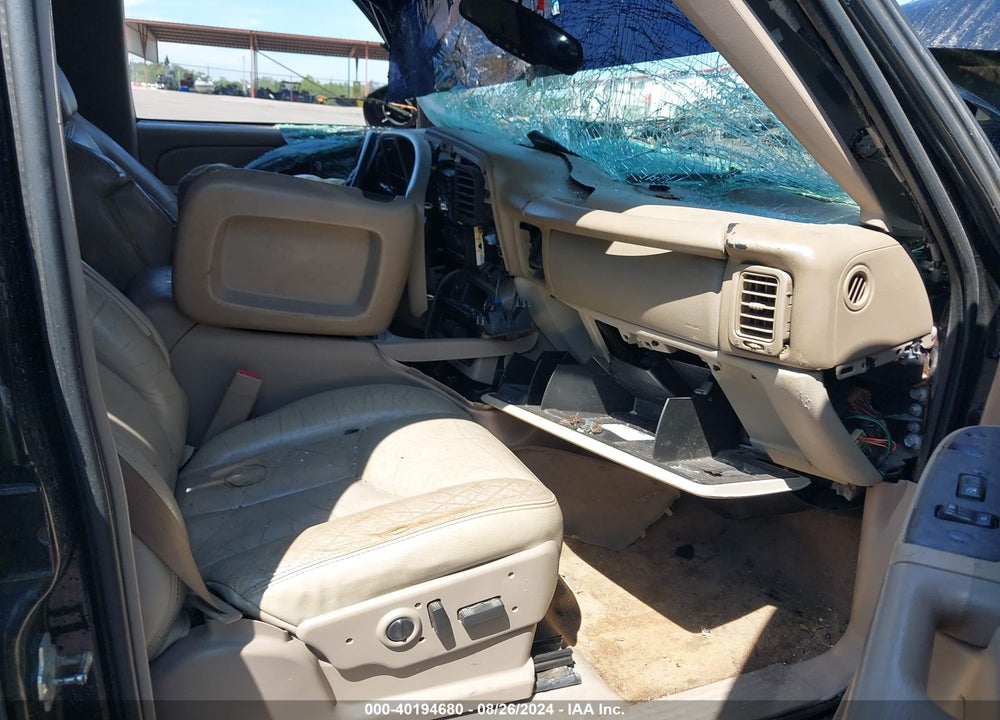 2006 CHEVROLET TAHOE Z71 VIN: 1GNEC13T56R102107