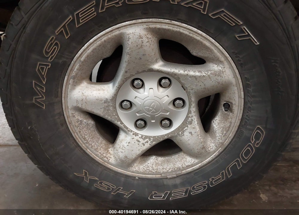 2000 TOYOTA TUNDRA LTD V8 VIN: 5TBBT4815YS114274