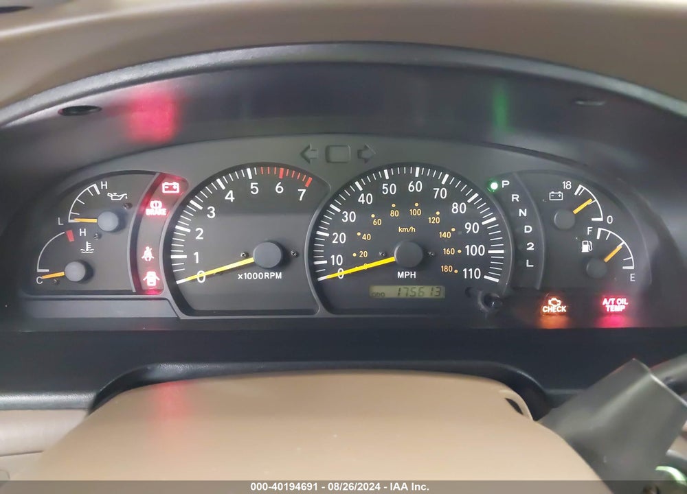 2000 TOYOTA TUNDRA LTD V8 VIN: 5TBBT4815YS114274