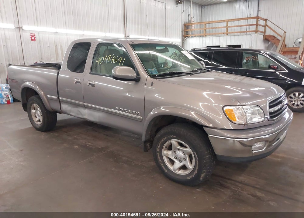 2000 TOYOTA TUNDRA LTD V8 VIN: 5TBBT4815YS114274