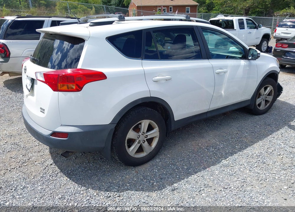 2013 TOYOTA RAV4 XLE VIN: 2T3RFREV3DW085674