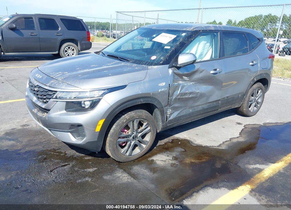 2023 KIA SELTOS LX VIN: KNDEPCAAXP7374806