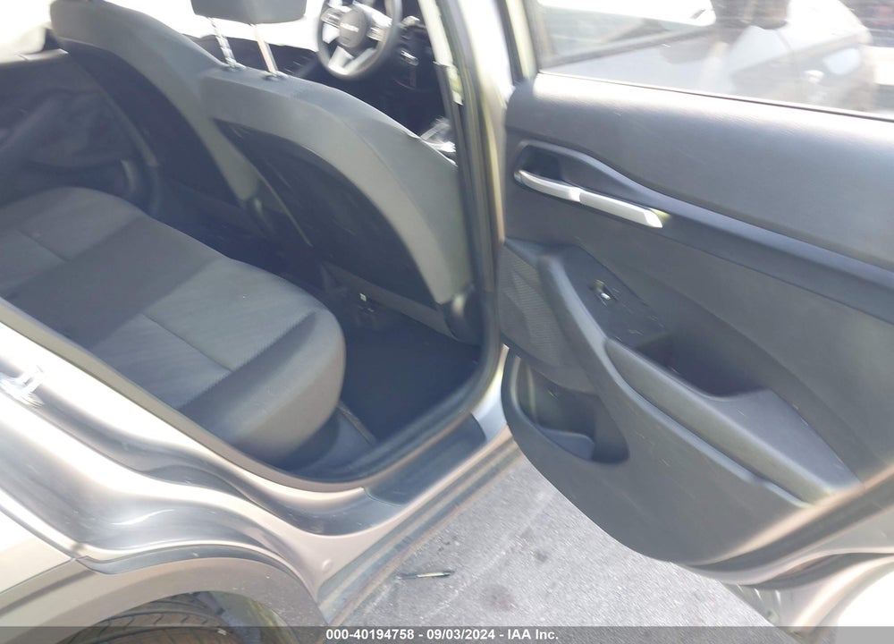 2023 KIA SELTOS LX VIN: KNDEPCAAXP7374806