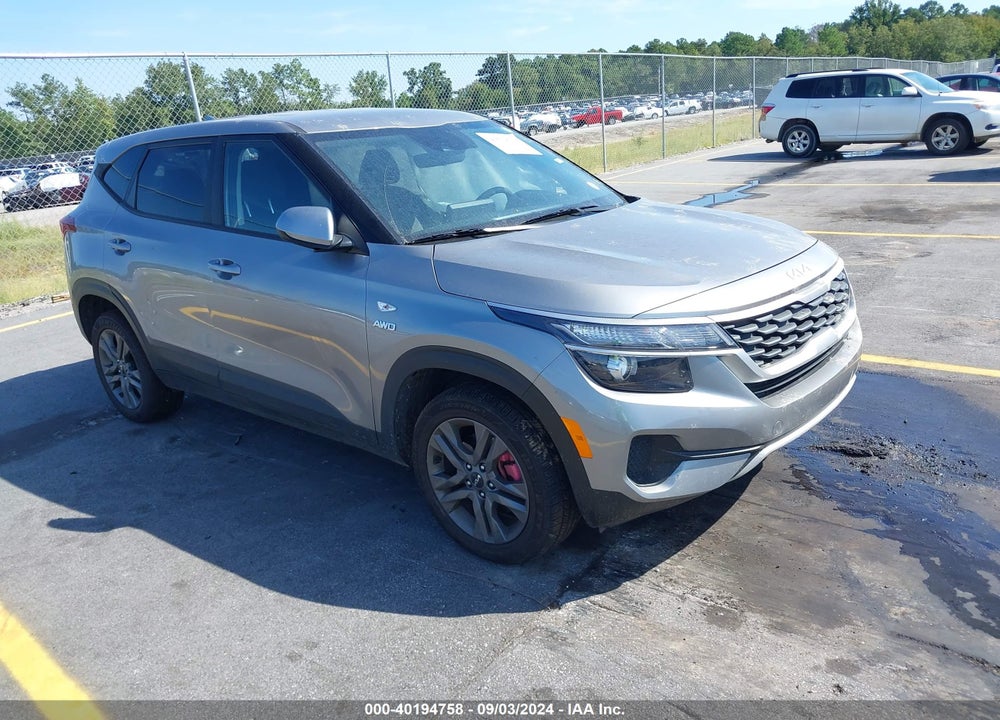 2023 KIA SELTOS LX VIN: KNDEPCAAXP7374806