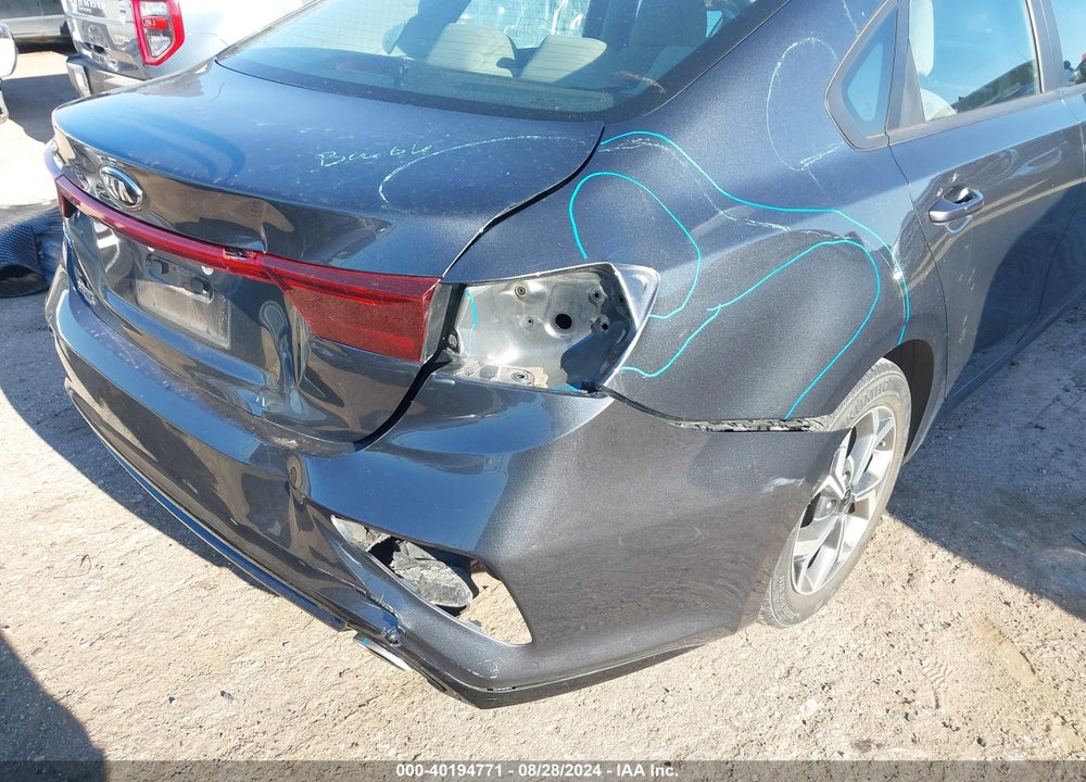 2021 KIA FORTE LXS VIN: 3KPF24AD0ME345121