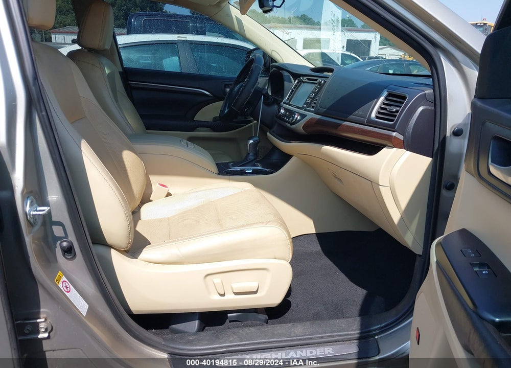 2016 TOYOTA HIGHLANDER LIMITED V6 VIN: 5TDYKRFH3GS142087