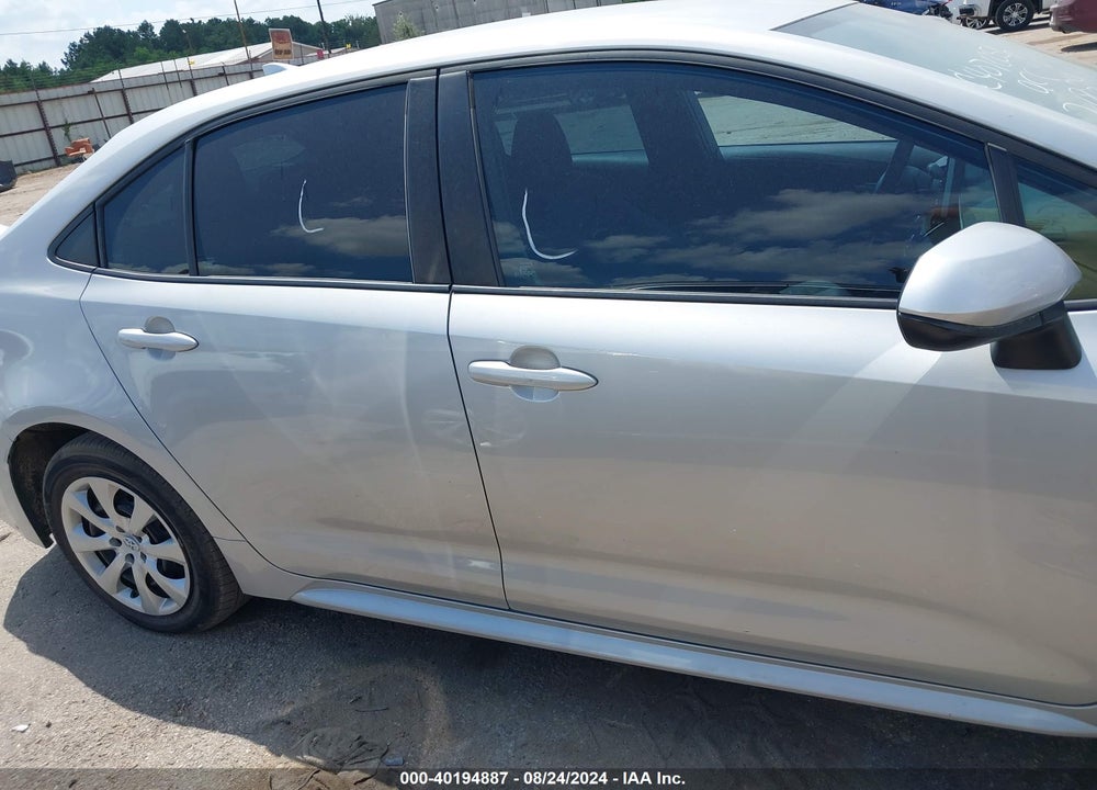 2020 TOYOTA COROLLA LE VIN: 5YFEPRAE6LP092029