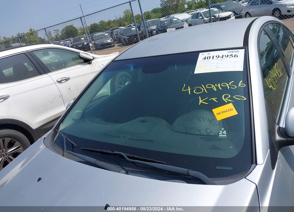 2011 CHEVROLET CRUZE LT VIN: 1G1PE5S94B7263863