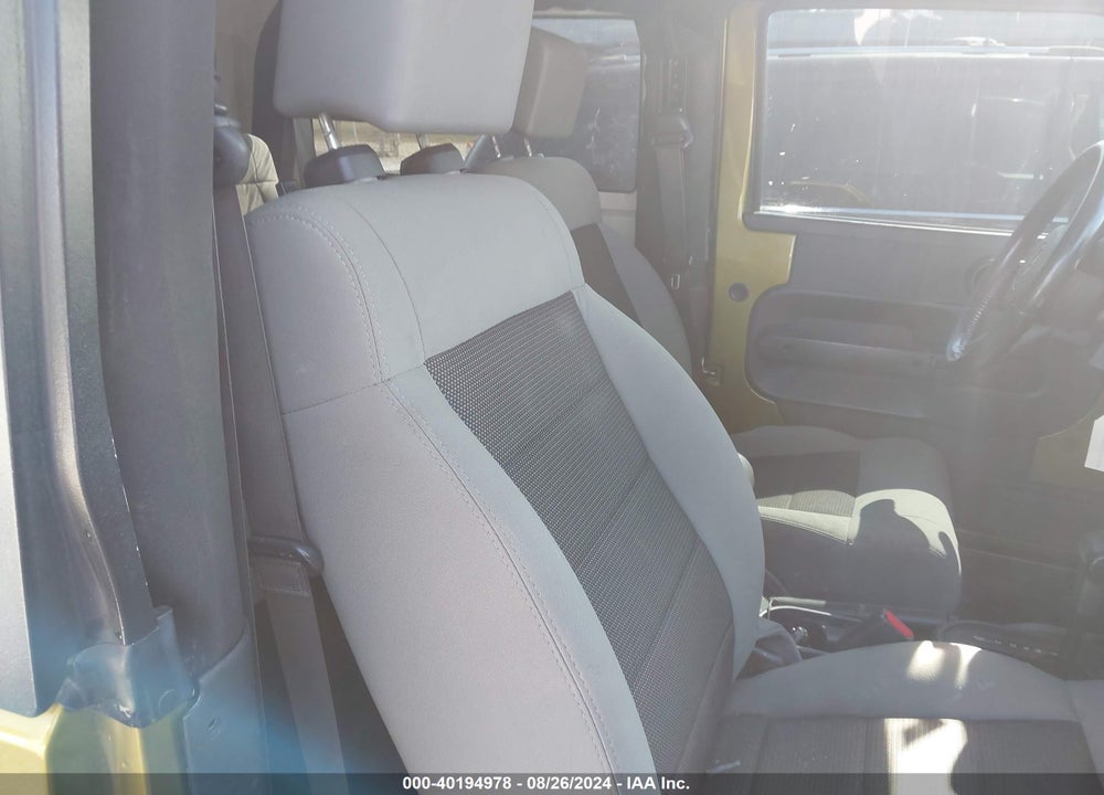 2008 JEEP WRANGLER X VIN: 1J4FA241X8L593294